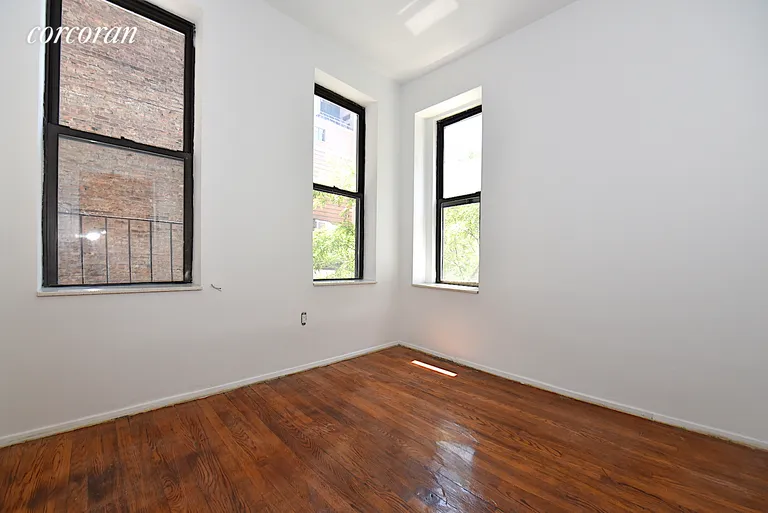 New York City Real Estate | View 301 East 95th Street, 1D | room 4 | View 5