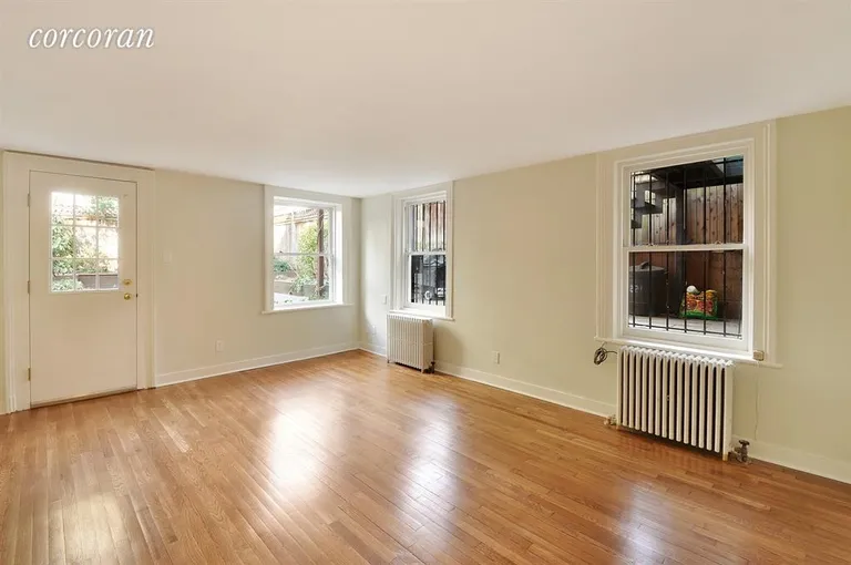 New York City Real Estate | View 221 Congress Street, GDN | room 4 | View 5