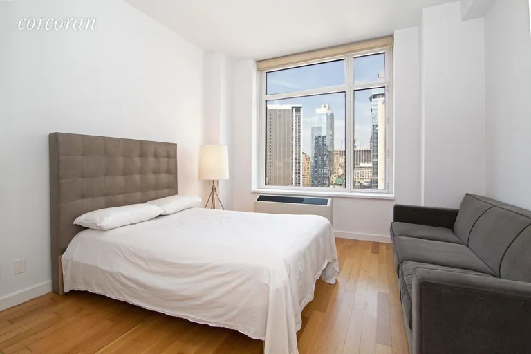 New York City Real Estate | View 325 Fifth Avenue, 30B | room 2 | View 3