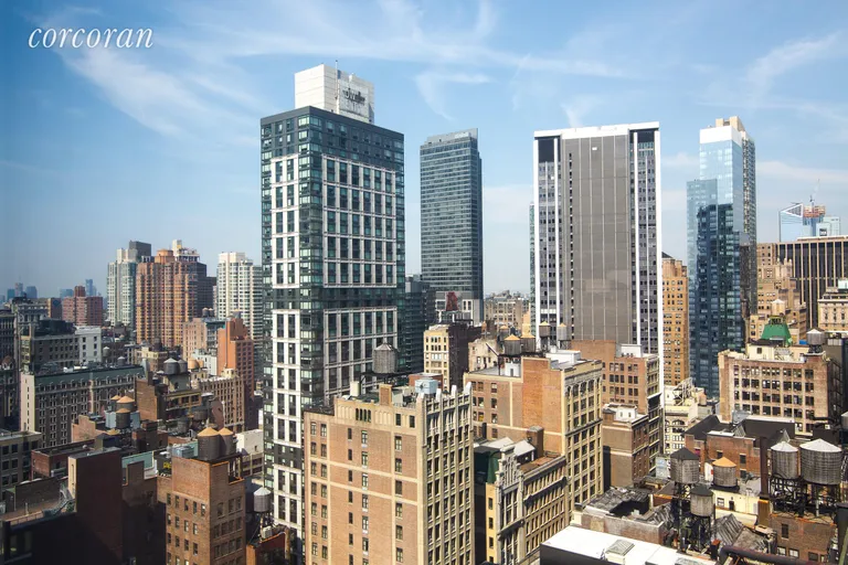 New York City Real Estate | View 325 Fifth Avenue, 30B | room 6 | View 7