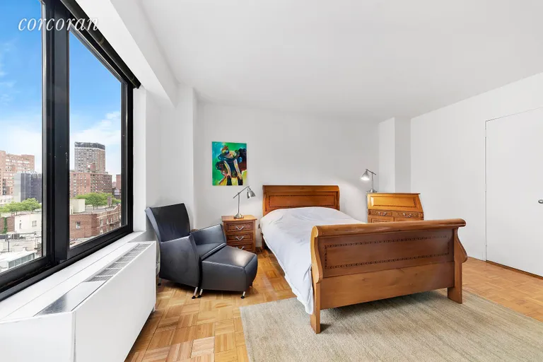 New York City Real Estate | View 200 East 61st Street, 10E | 2 | View 2
