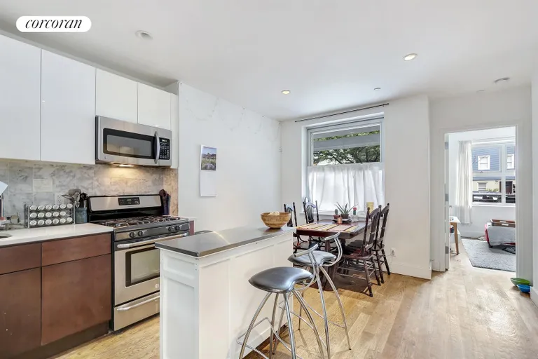 New York City Real Estate | View 818 Dean Street, 1B | 2 Beds, 1 Bath | View 1