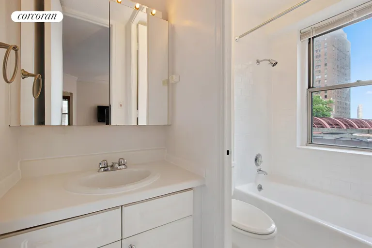 New York City Real Estate | View 300 East 40th Street, 4D | Windowed Bathroom -- brand new tiles | View 6