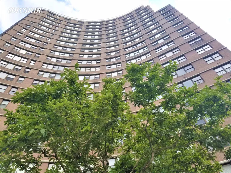 New York City Real Estate | View 225 East 36th Street, 17C | Live Outside the BOX! | View 8