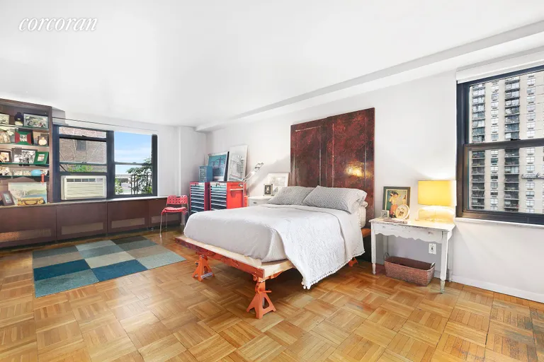 New York City Real Estate | View 2 Tudor City Place, 12AS | Extra Large Bedroom | View 8