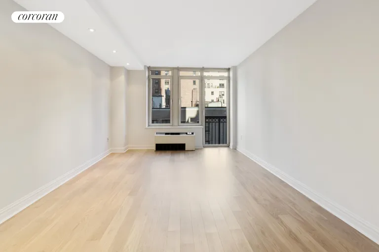 New York City Real Estate | View 400 East 51st Street, 7A | room 11 | View 12