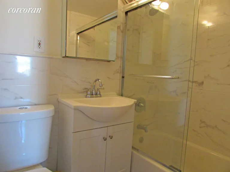 New York City Real Estate | View 264 West 23rd Street, 2A | room 3 | View 4