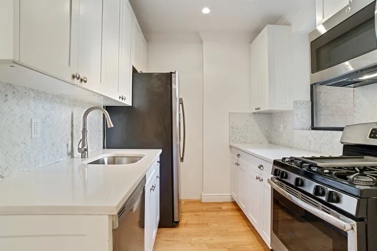 New York City Real Estate | View 241 Ocean Parkway, B2 | Kitchen | View 6
