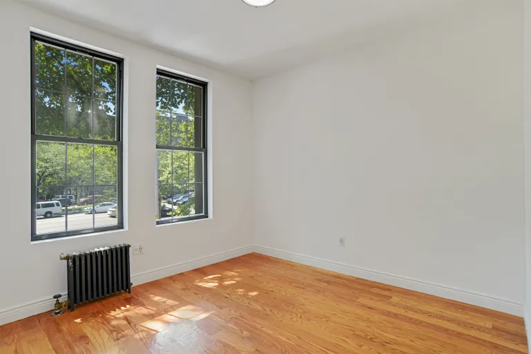 New York City Real Estate | View 241 Ocean Parkway, B2 | 2nd Bedroom | View 8