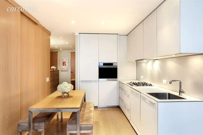 New York City Real Estate | View 32 Gramercy Park South, 5A | kitchen | View 3