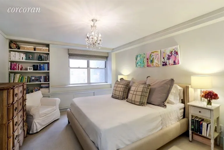 New York City Real Estate | View 32 Gramercy Park South, 5A | master bedroom | View 4