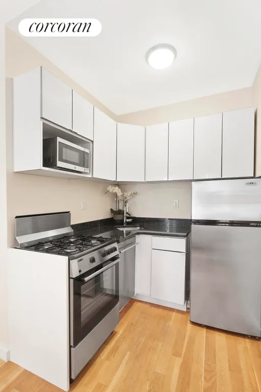 New York City Real Estate | View 16-18 Charles Street, 2A | 4 | View 9