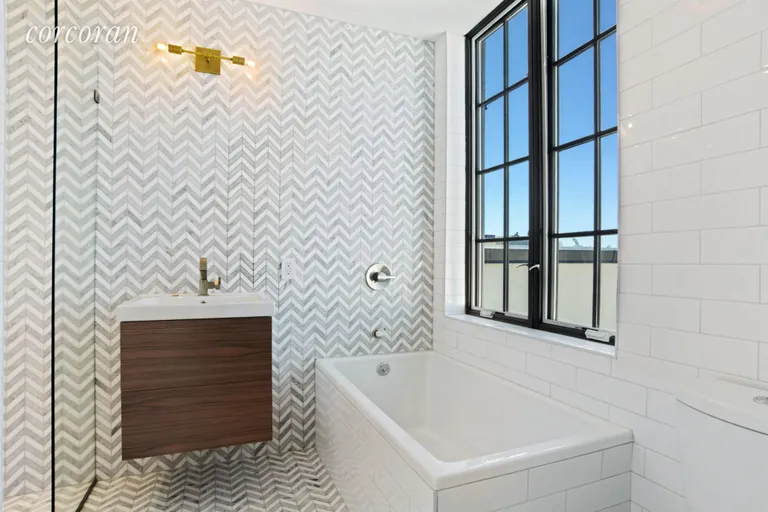New York City Real Estate | View 633 Prospect Place, 4 | Master En-suite Bath | View 4