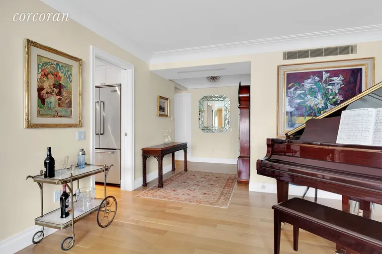 New York City Real Estate | View 200 East 66th Street, D6-06 | 1 Bed, 1 Bath | View 1
