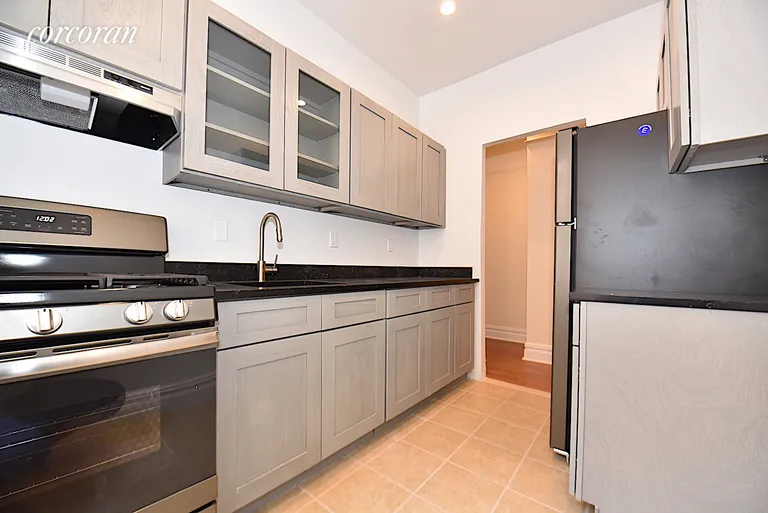 New York City Real Estate | View 25-41 30th Road, 5-H | room 1 | View 2