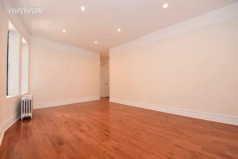 New York City Real Estate | View 25-41 30th Road, 5-H | room 3 | View 4