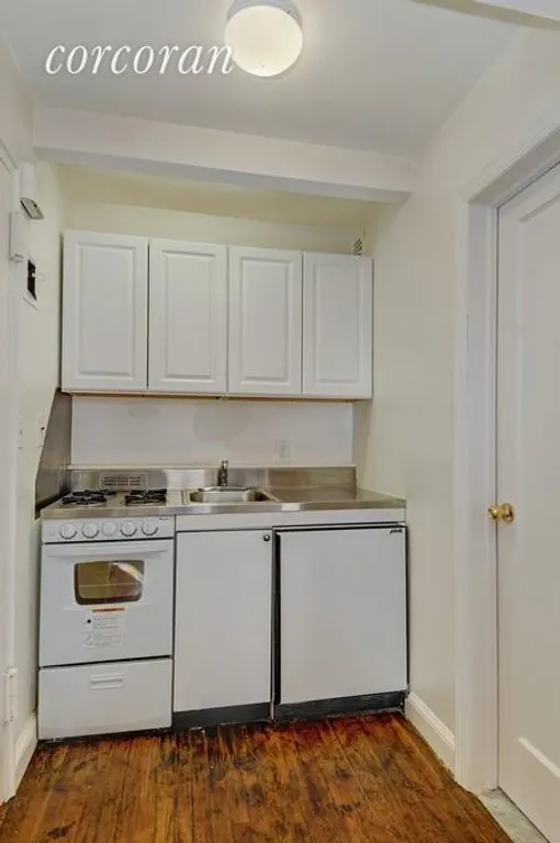 New York City Real Estate | View 58 West 12th Street, 3F | room 2 | View 3
