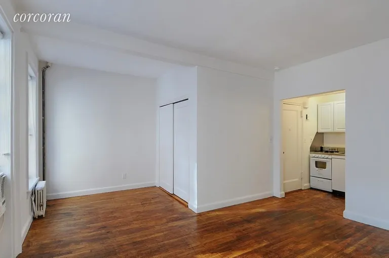 New York City Real Estate | View 58 West 12th Street, 3F | room 4 | View 5