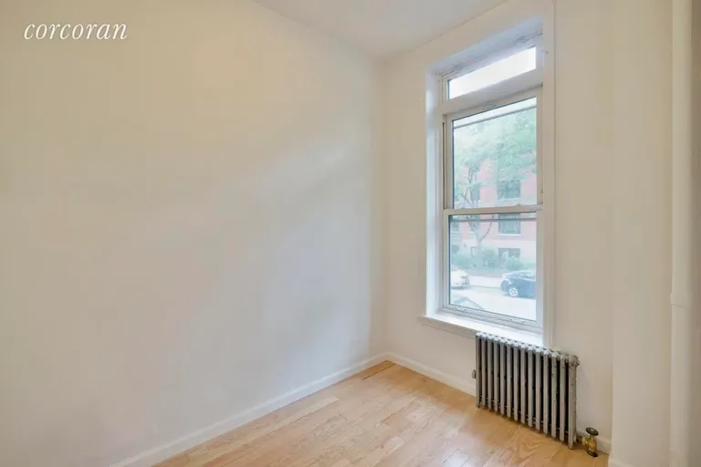 New York City Real Estate | View 132 Lafayette Avenue, 2F | room 2 | View 3