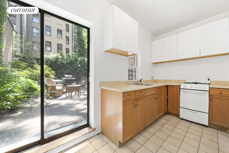 New York City Real Estate | View 264 East 10th Street, 1 | room 1 | View 2