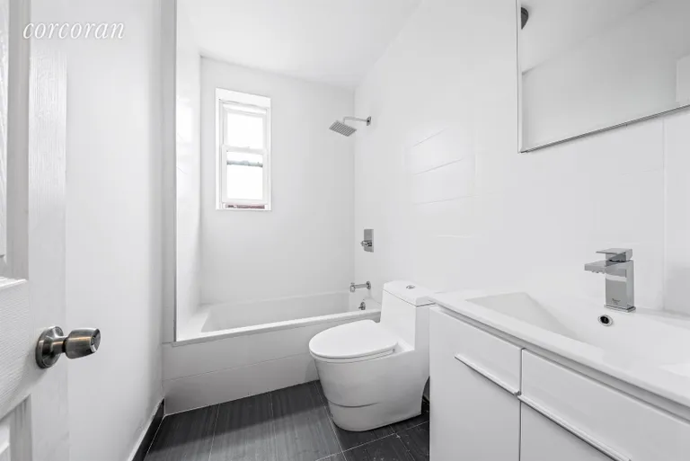 New York City Real Estate | View 280 Ocean Parkway, 2S | Bathroom | View 4
