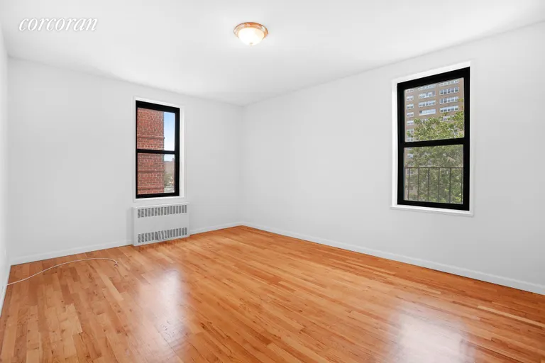 New York City Real Estate | View 160 Ocean Parkway, 4F | room 1 | View 2