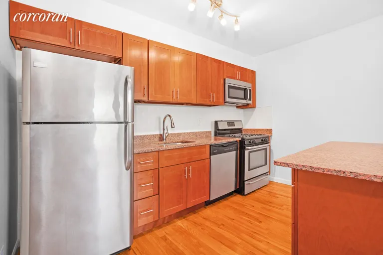 New York City Real Estate | View 160 Ocean Parkway, 4F | room 3 | View 4