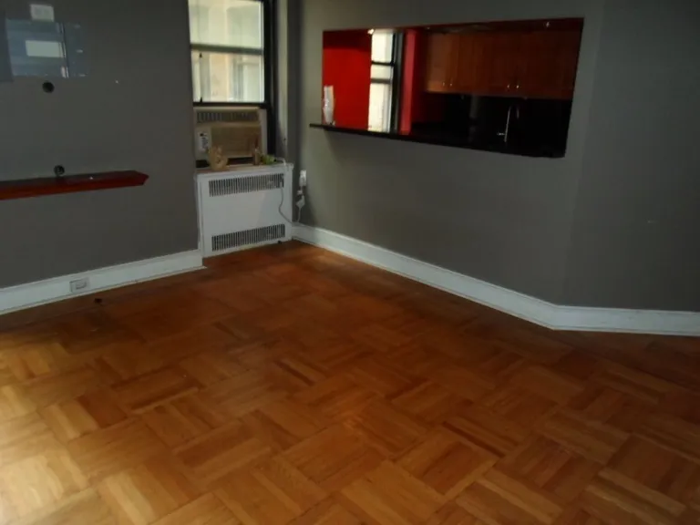 New York City Real Estate | View 590 West End Avenue, 5F | room 2 | View 3