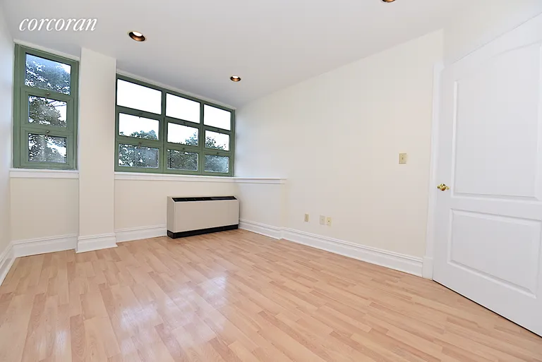 New York City Real Estate | View 19-19 24th Avenue, R216 | room 4 | View 5