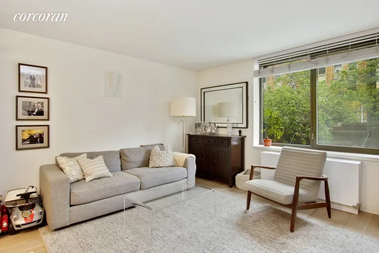 New York City Real Estate | View 101 West 87th Street, 207 | room 2 | View 3