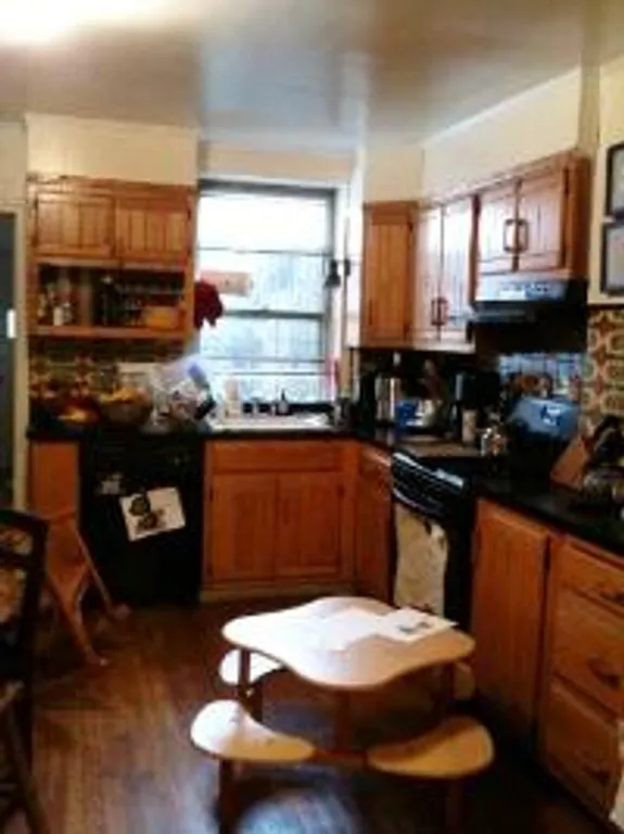 New York City Real Estate | View 390A 5th Street, 1 | room 2 | View 3