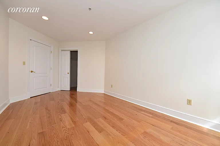 New York City Real Estate | View 19-19 24th Avenue, L502 | room 8 | View 9