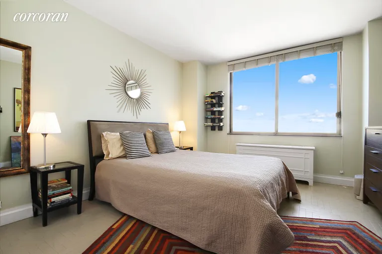 New York City Real Estate | View 350 West 50th Street, 17F | 4 | View 5