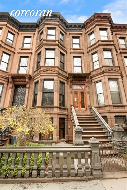 New York City Real Estate | View 769 Carroll Street, 2 | 1 Bed, 1 Bath | View 1
