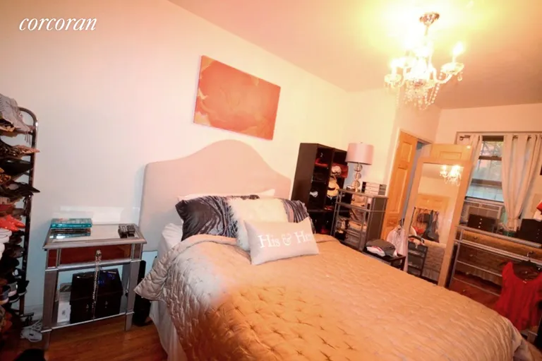 New York City Real Estate | View 25 West 70th Street, B | Great Size Bedroom | View 4