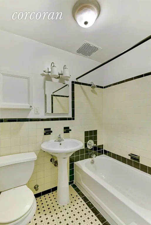 New York City Real Estate | View 848 President Street | 3rd floor bathroom | View 10