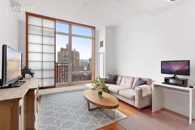 New York City Real Estate | View 45 Park Avenue, 1605 | 1 Bed, 1 Bath | View 1