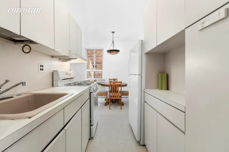 New York City Real Estate | View 140 8th Avenue, 4F | 4 | View 2