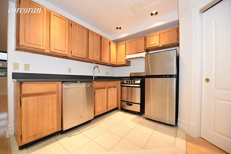 New York City Real Estate | View 19-19 24th Avenue, R406 | room 2 | View 3