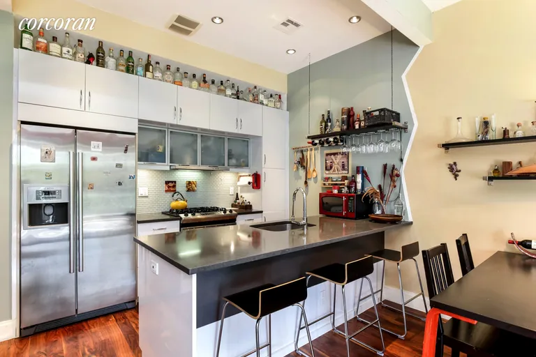 New York City Real Estate | View 655 Washington Avenue, 3A | Impeccably Designed Kitchen | View 2