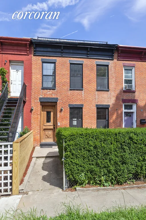 New York City Real Estate | View 4 Herkimer Court | Quaint, brick exterior! | View 7