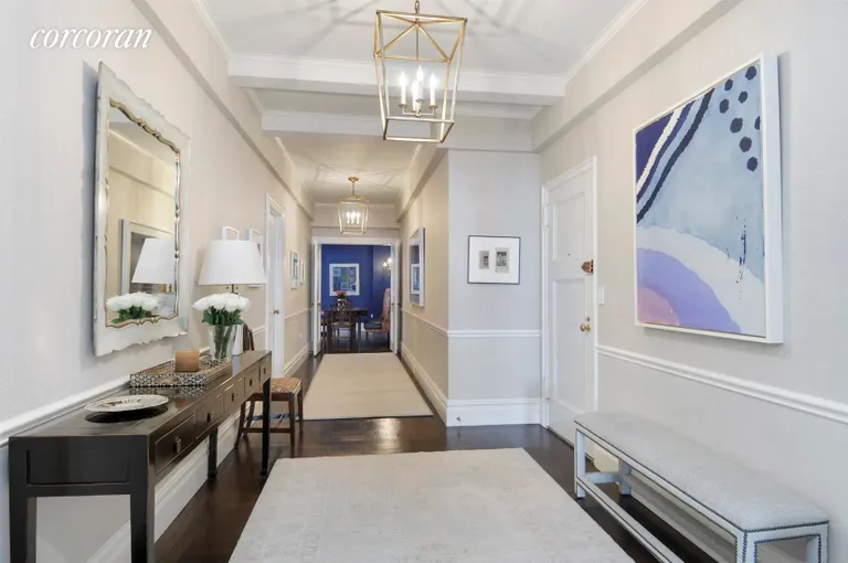 New York City Real Estate | View 975 Park Avenue, 15B | Gallery Entryway | View 4