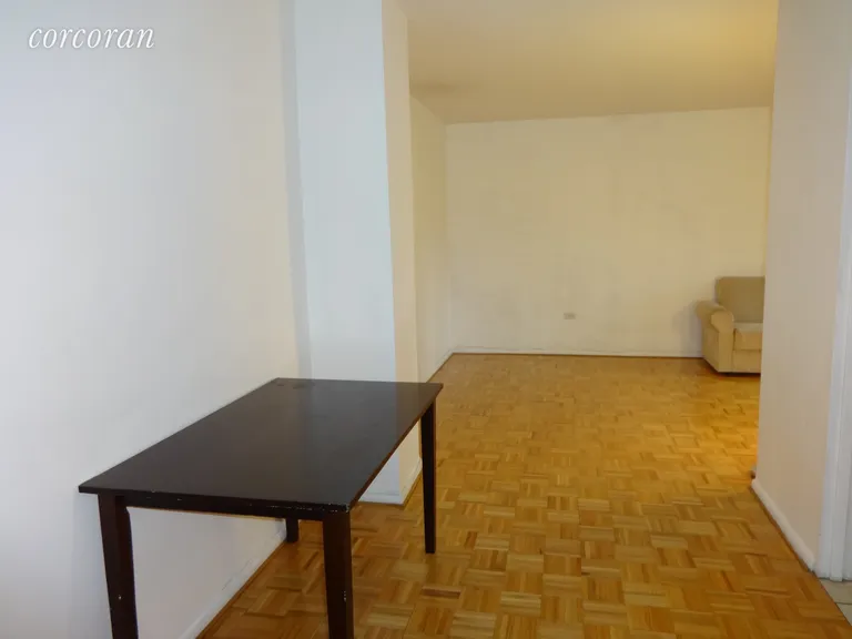 New York City Real Estate | View 191 Willoughby Street, 7K | Foyer and Dining Area | View 4