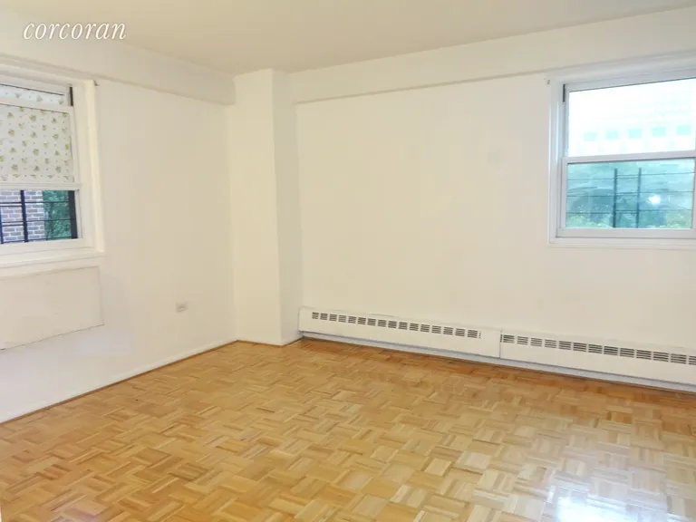 New York City Real Estate | View 191 Willoughby Street, 7K | Lg Bedroom with 2 windows | View 7