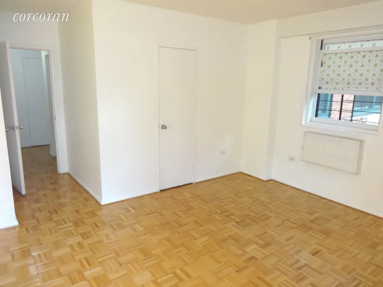 New York City Real Estate | View 191 Willoughby Street, 7K | Large Bedroom | View 8