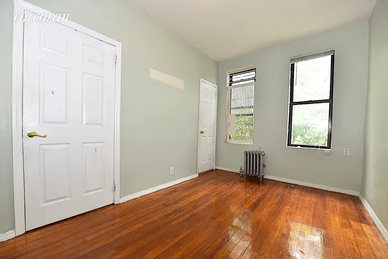 New York City Real Estate | View 30-18 43rd Street, 11 | room 4 | View 5