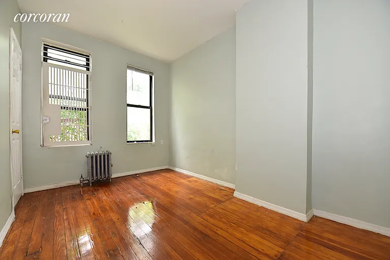 New York City Real Estate | View 30-18 43rd Street, 11 | room 6 | View 7