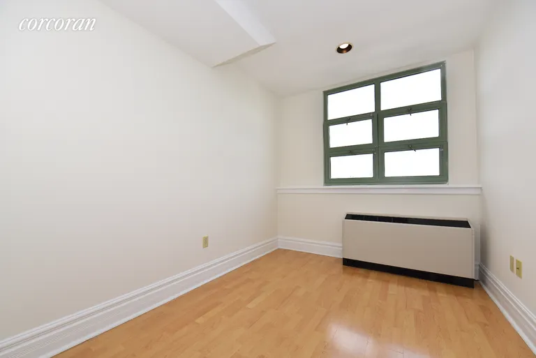 New York City Real Estate | View 19-19 24th Avenue, R414 | room 5 | View 6
