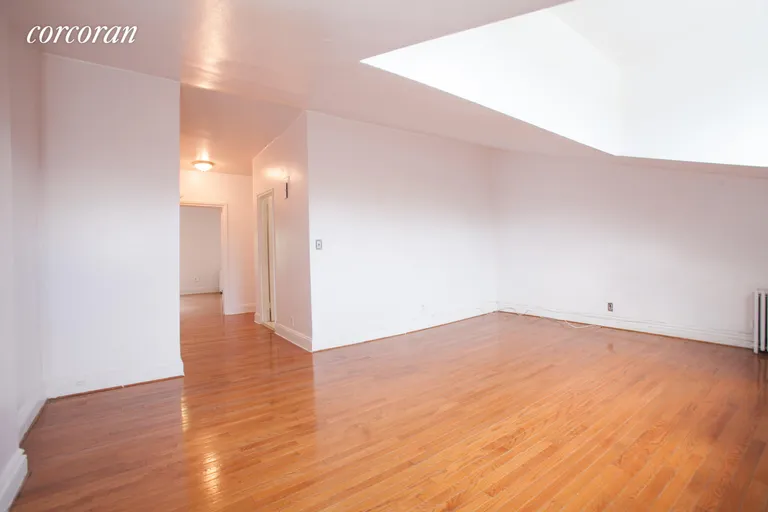 New York City Real Estate | View 17 Brevoort Place, 4 | room 2 | View 3