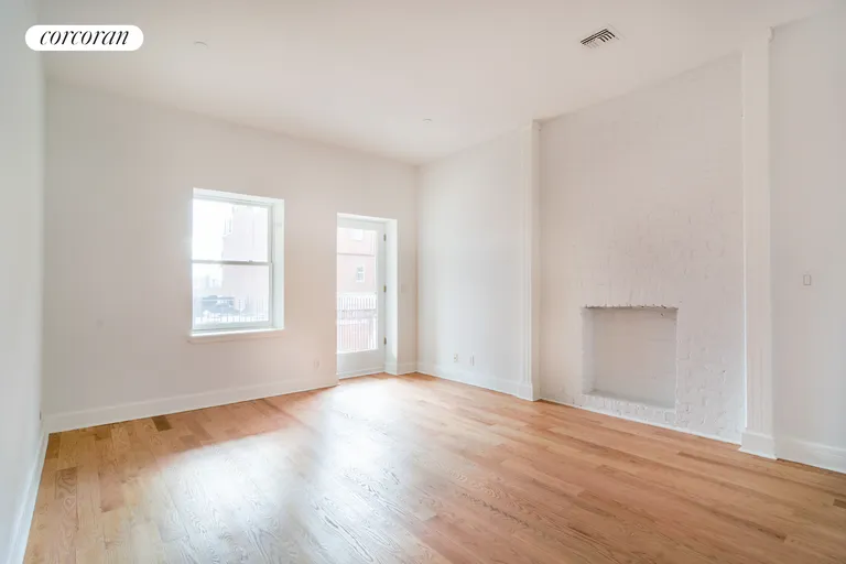 New York City Real Estate | View 152 Broadway, 4 | room 4 | View 5